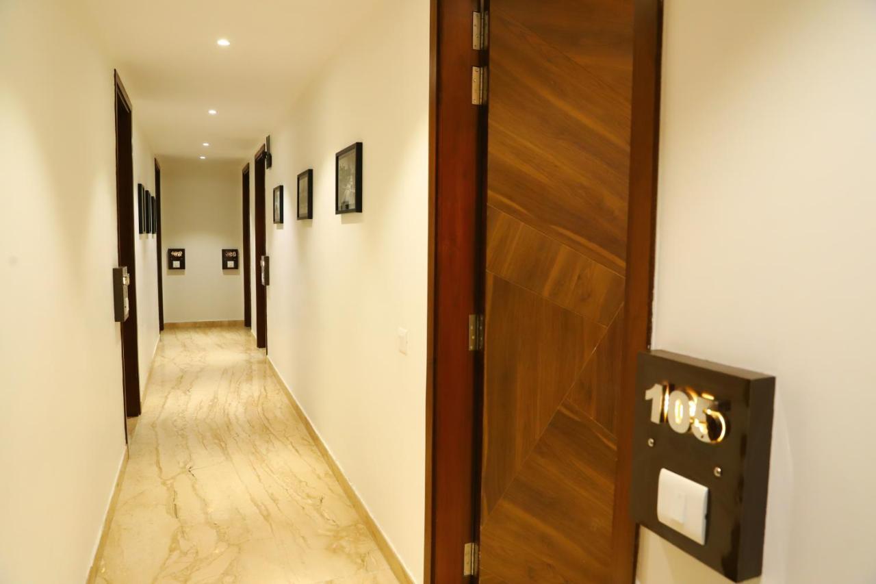 Hotel Malbork Inn Rajouri Garden Delhi - Couple Friendly Local Ids Accepted New Delhi Exterior photo
